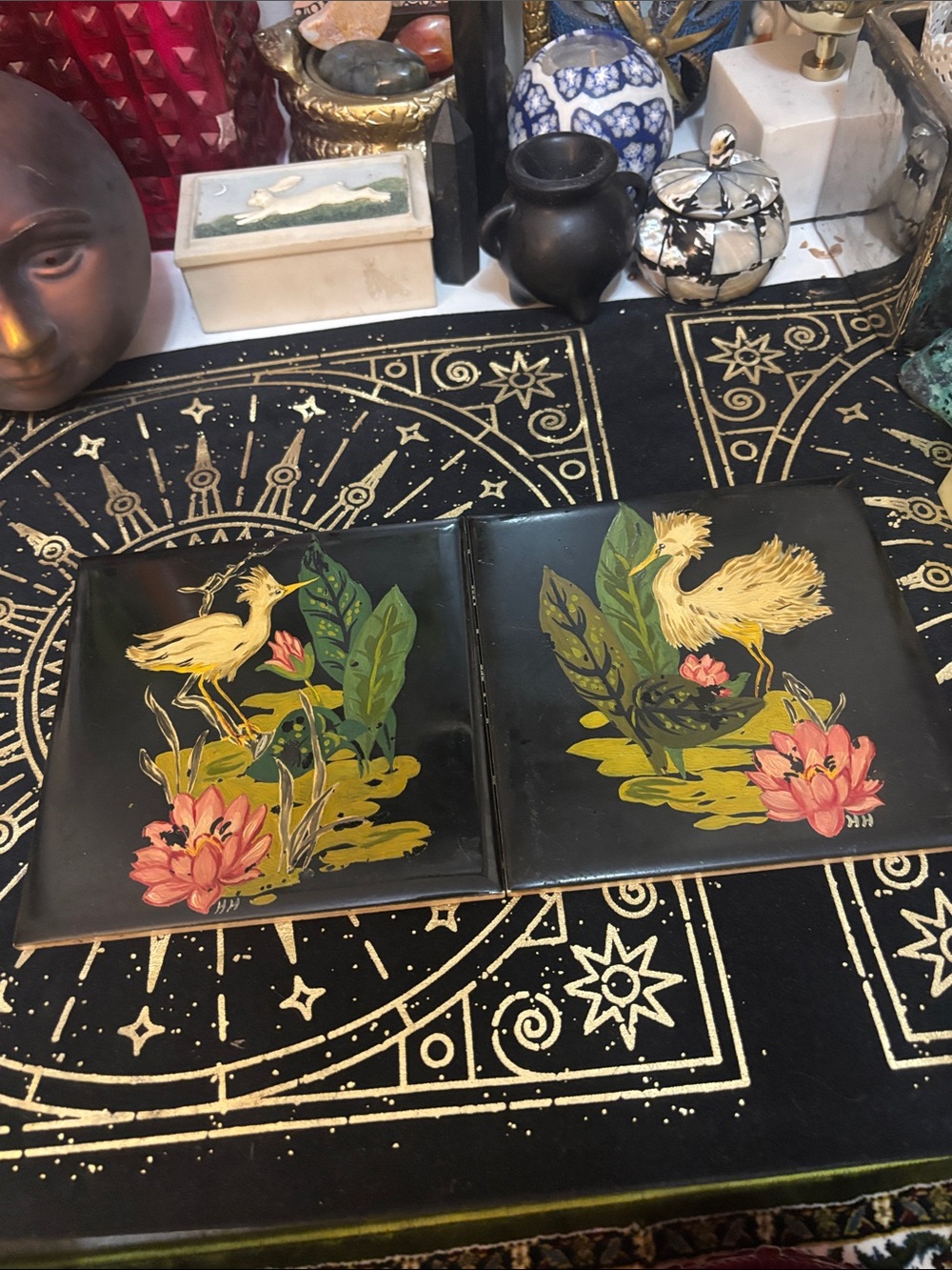 VINTAGE HAND PAINTED ON BLACK TILE: CRANES WATERSCAPE - ART DECO / MCM / 1950’S+